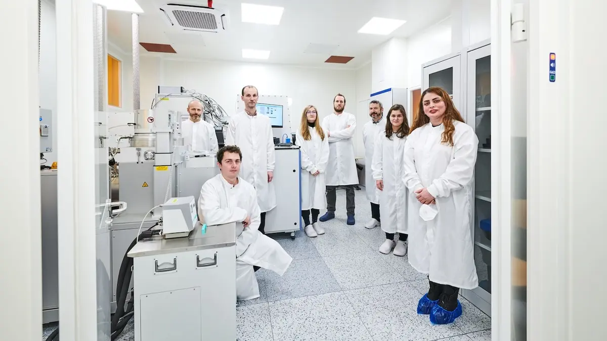 An der CTU präsentierten sie ein 40-Millionen-Labor für die Forschung im Bereich der Nanoelektrik